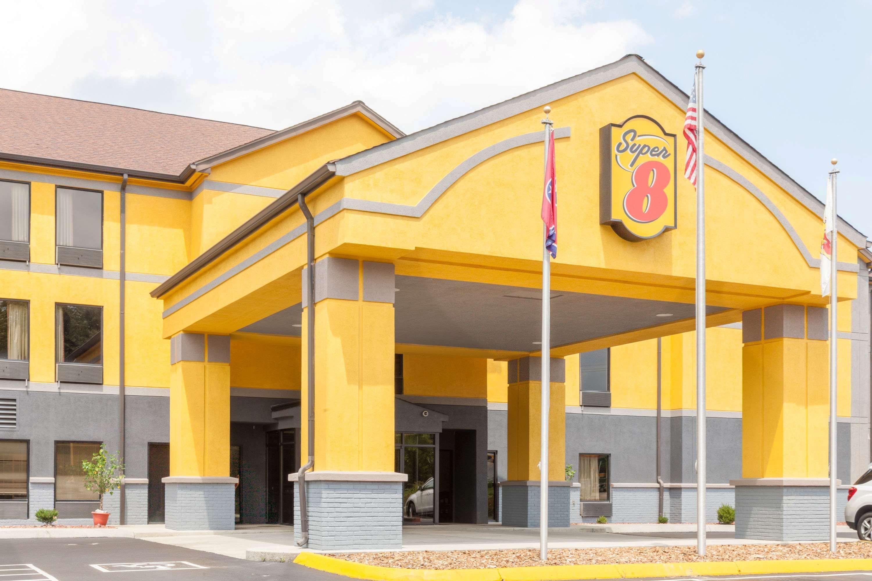 Super 8 By Wyndham Crossville Tn Exterior photo